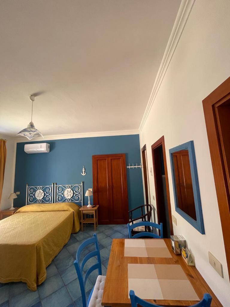 Ponza Inn- Casa Giovanna エクステリア 写真